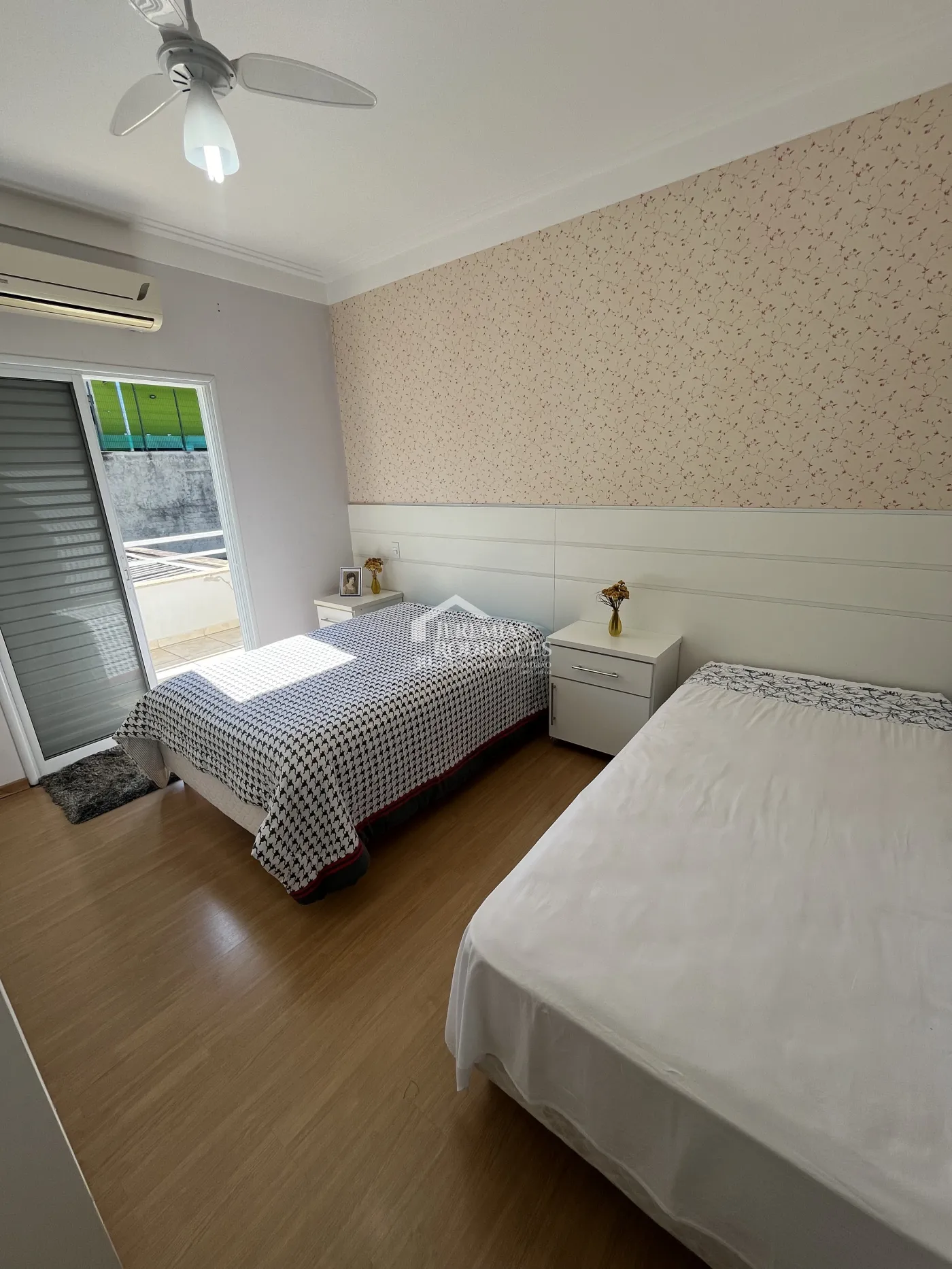 Casa à venda no Condomínio Colonial Village I em Pindamonhangaba/SP