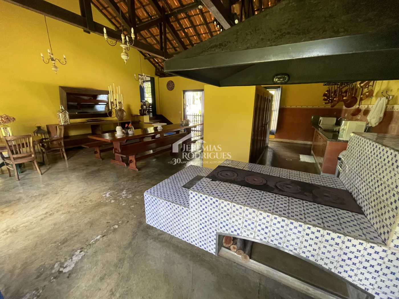 Fazenda com 12 dormitórios - Taubaté/SP