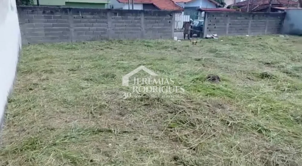 Terreno com 340 m² - Crispim - Pindamonhangaba/SP