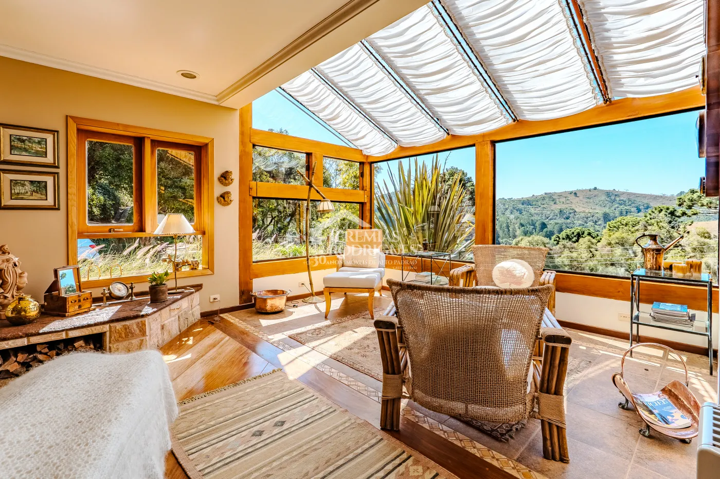 Casa para venda no Condomínio Recanto do Fojo em Campos do Jordão/SP