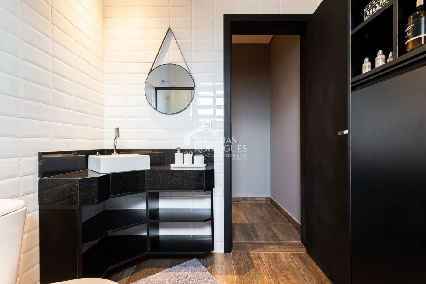 Casa para venda com 5 dormitórios no Residencial Estrelas da Mantiqueira em Campos do Jordão/SP