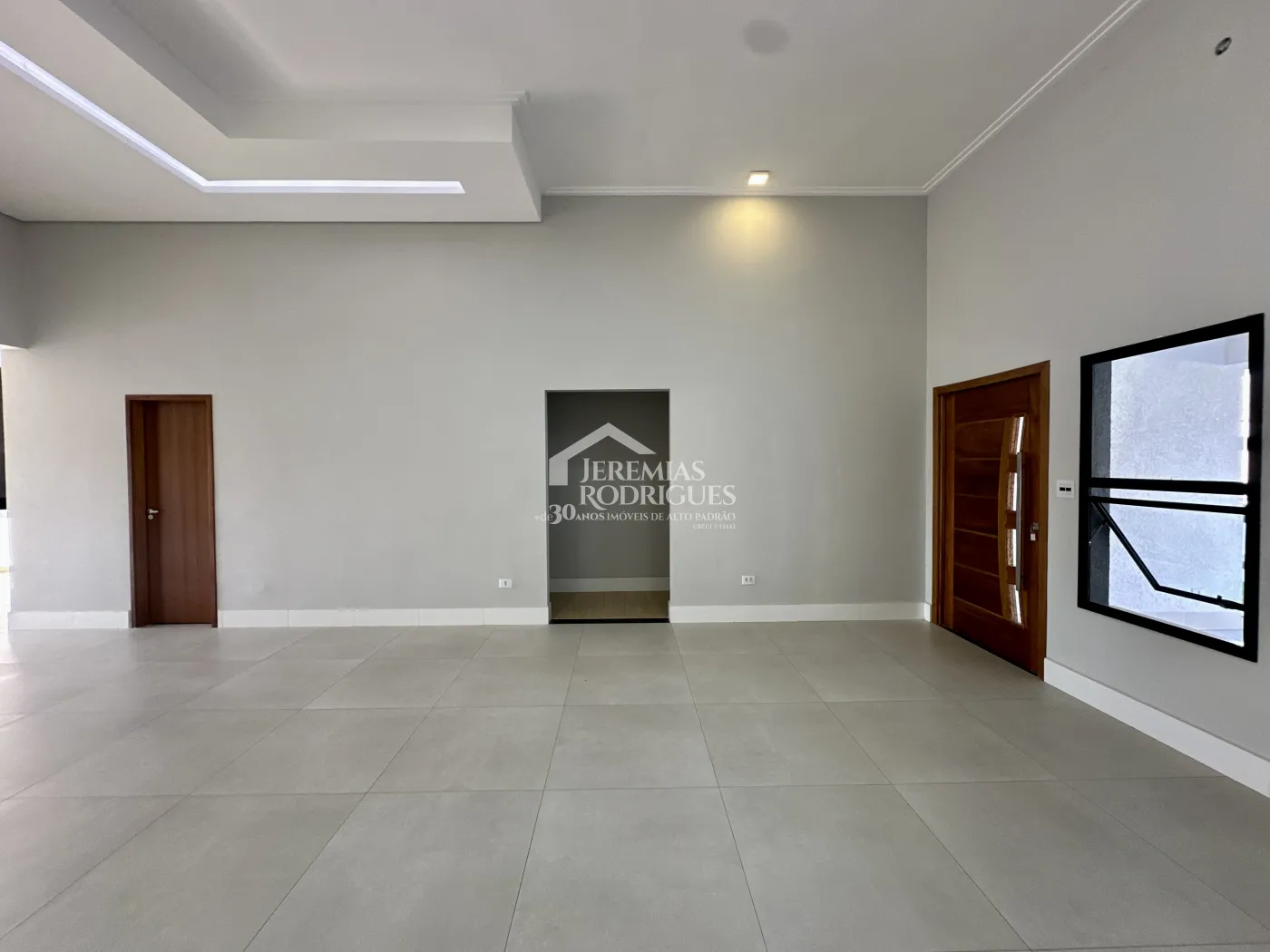Casa para locação com 3 dormitórios no Condomínio Parque das Araucárias em Tremembé/SP