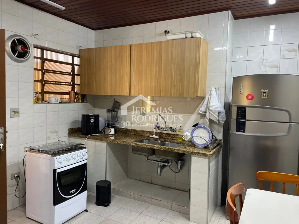 Casa com 5 suítes, 348 m² - Centro - Santo Antônio do Pinhal/SP.