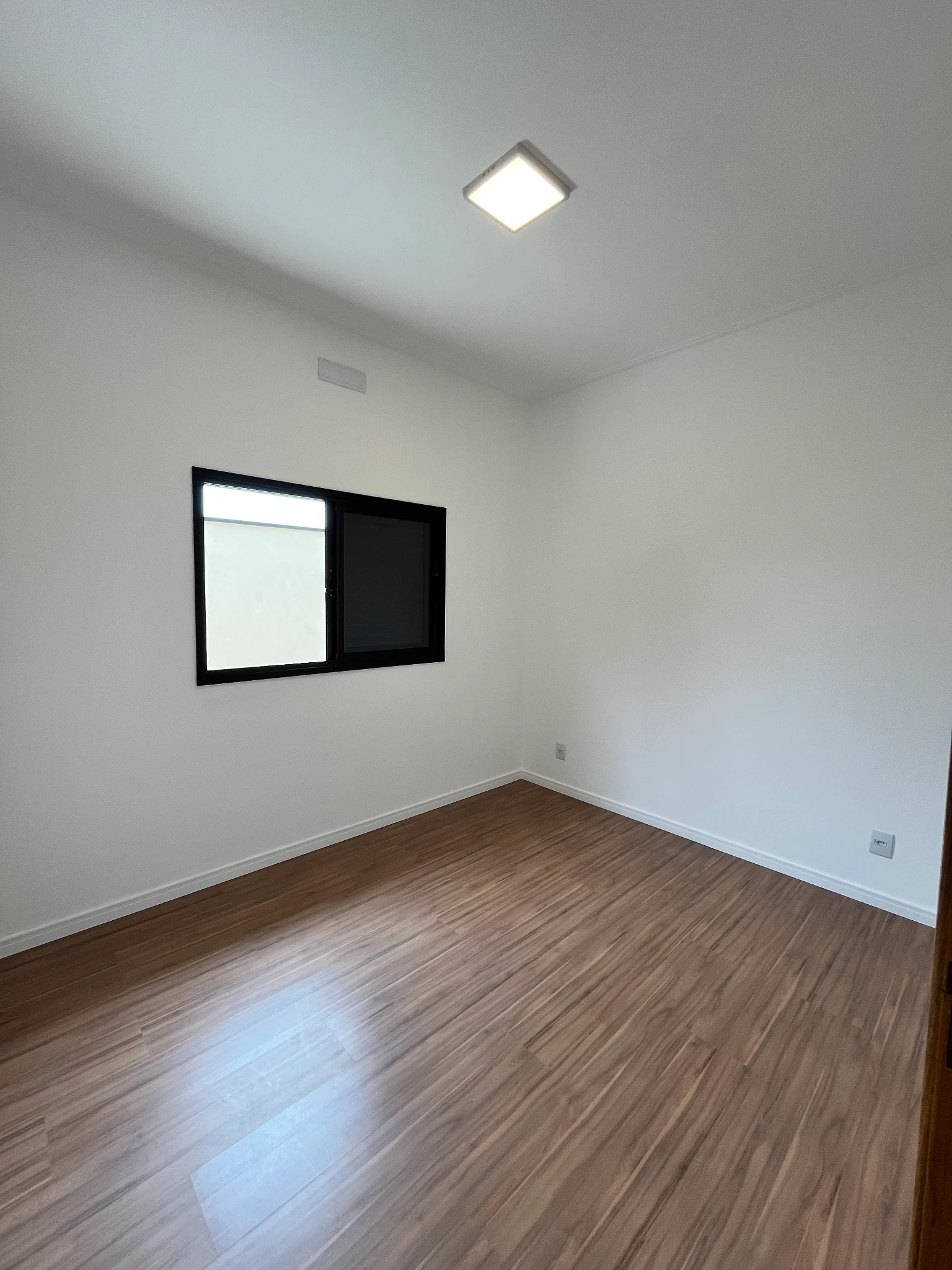Casa com suíte e closet à venda no Condomínio Bosque da Imperatriz – Pindamonhangaba/SP