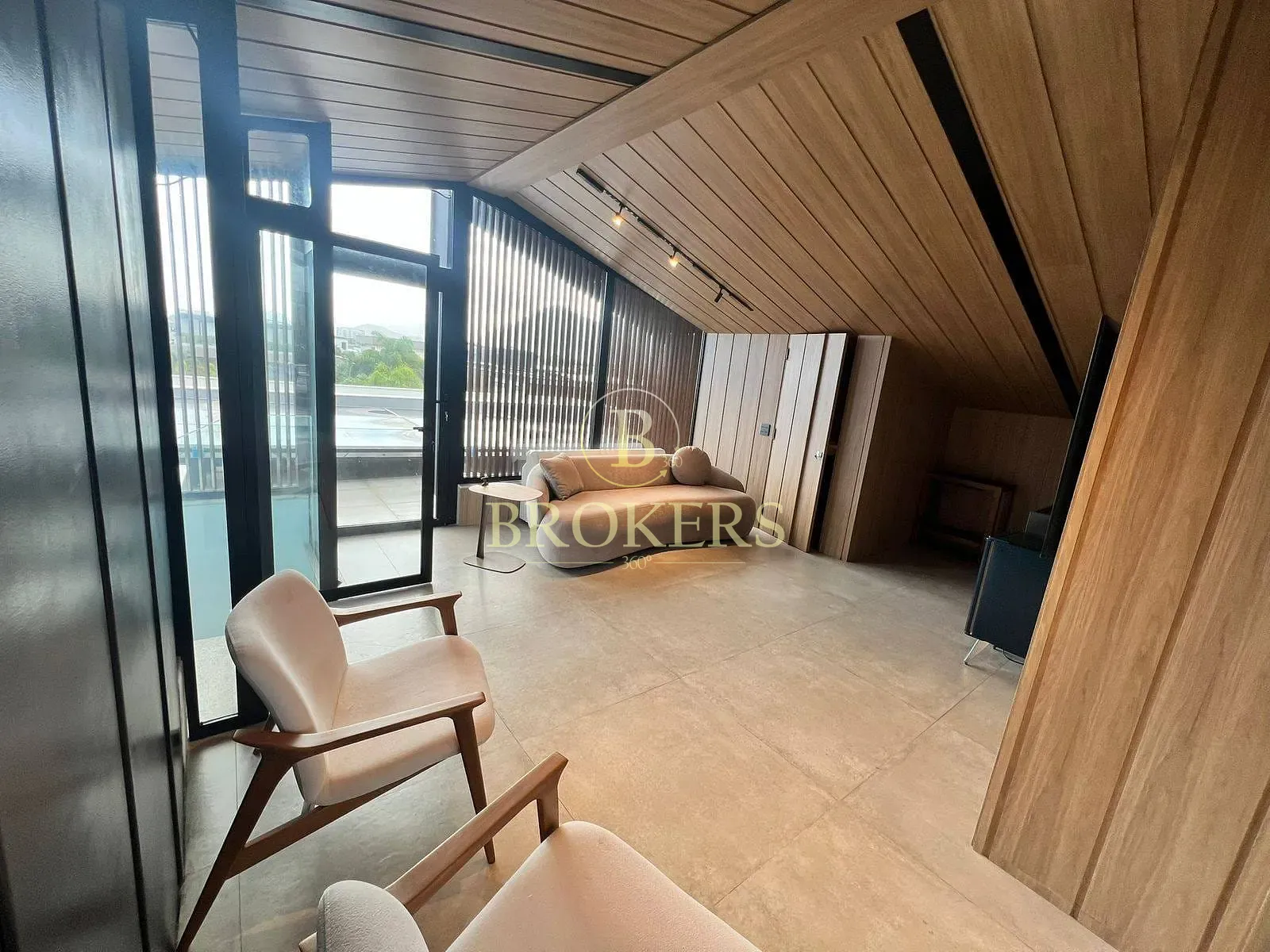 Moderna e sofisticada: Casa triplex no Alphaville com elevador, 5 suítes e terraço panorâmico por R — foto 21