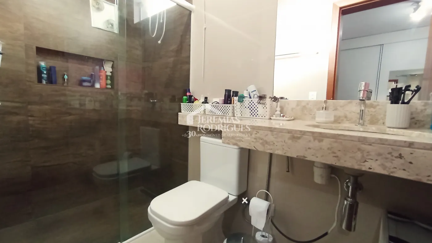 Casa à venda com 3 suítes no Condomínio Moema Ville em Pindamonhangaba/SP.