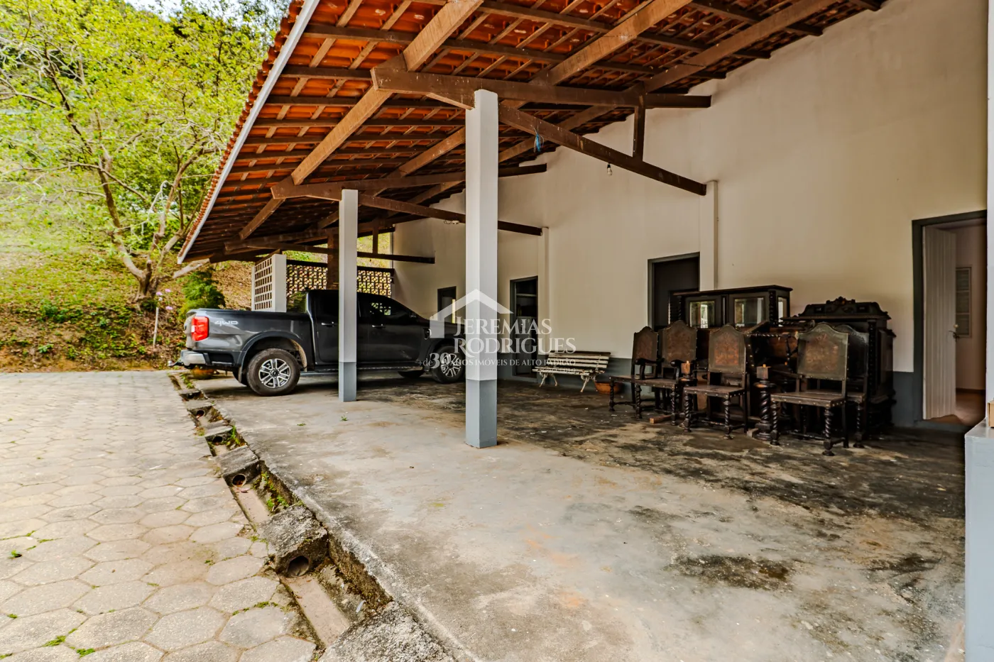 Fazenda à venda com 400 alqueires em São Jose do Barreiro/SP.