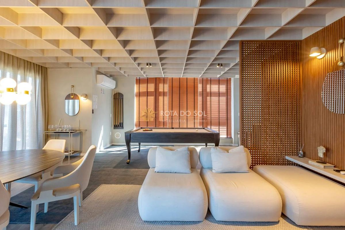 Pleniluni Apartamento 3 Suítes Frente à Avenida Meia Praia Itapema SC
