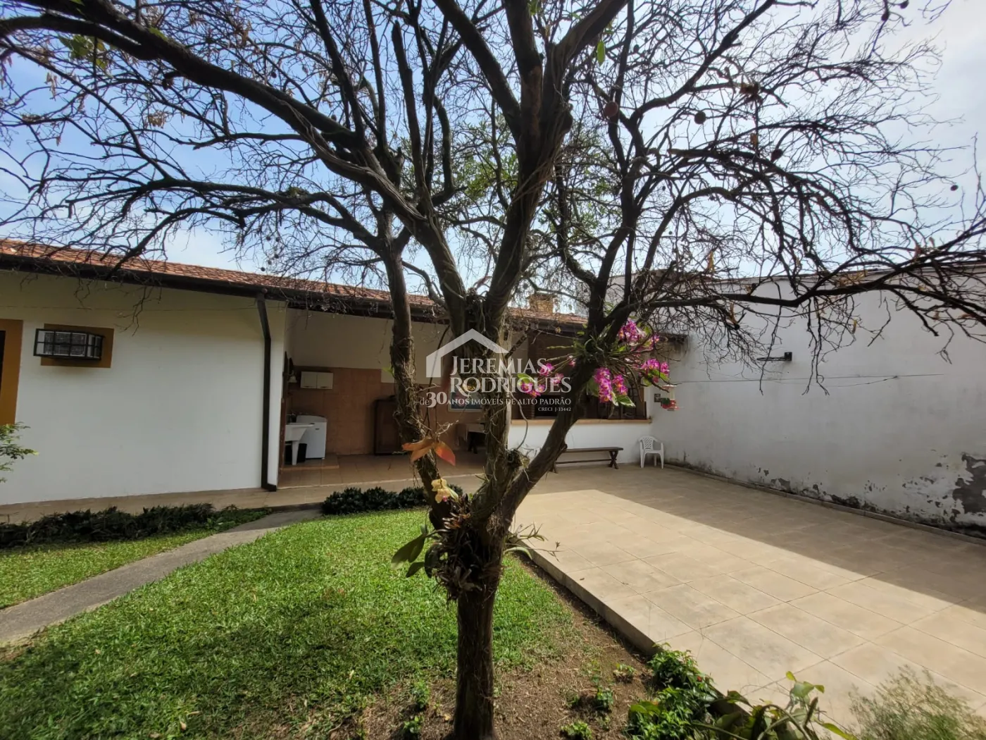Casa com 3 dormitórios - Nossa Senhora do Perpétuo Socorro - Pindamonhangaba/SP