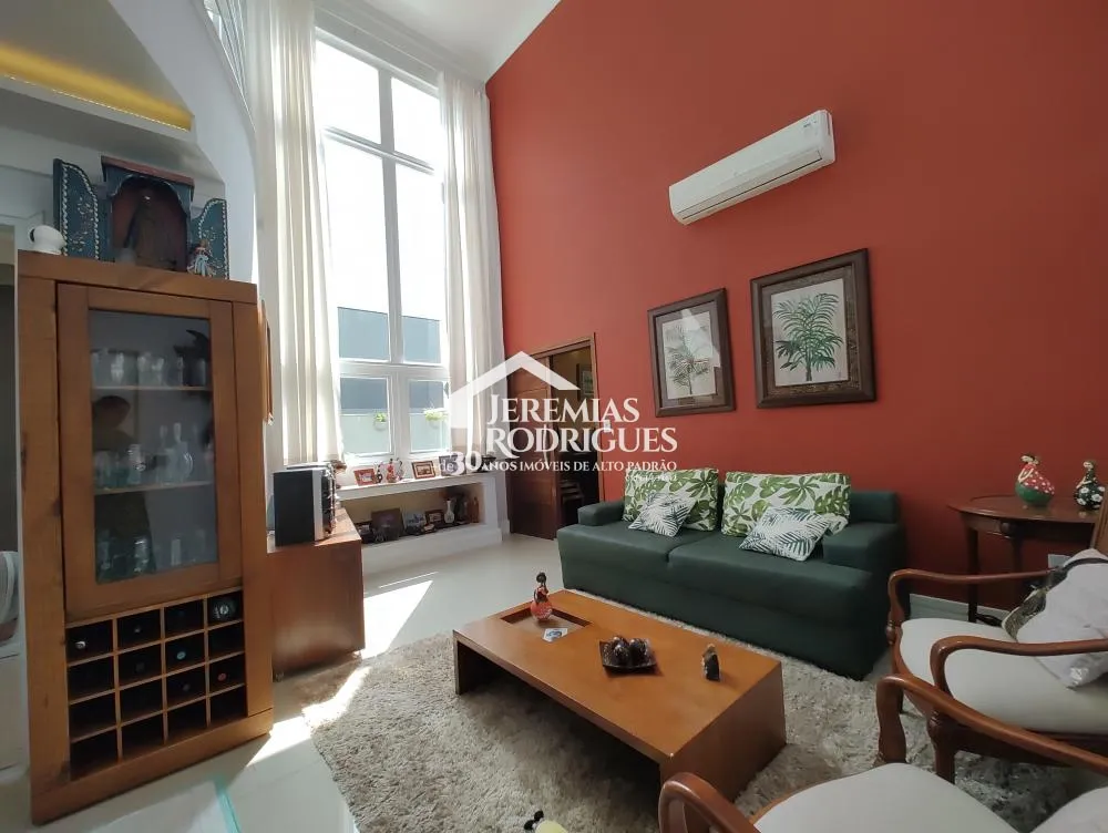 Casa com 3 quartos, 252 m²- Condomínio Campos do Conde Chamboard - Tremembé/SP