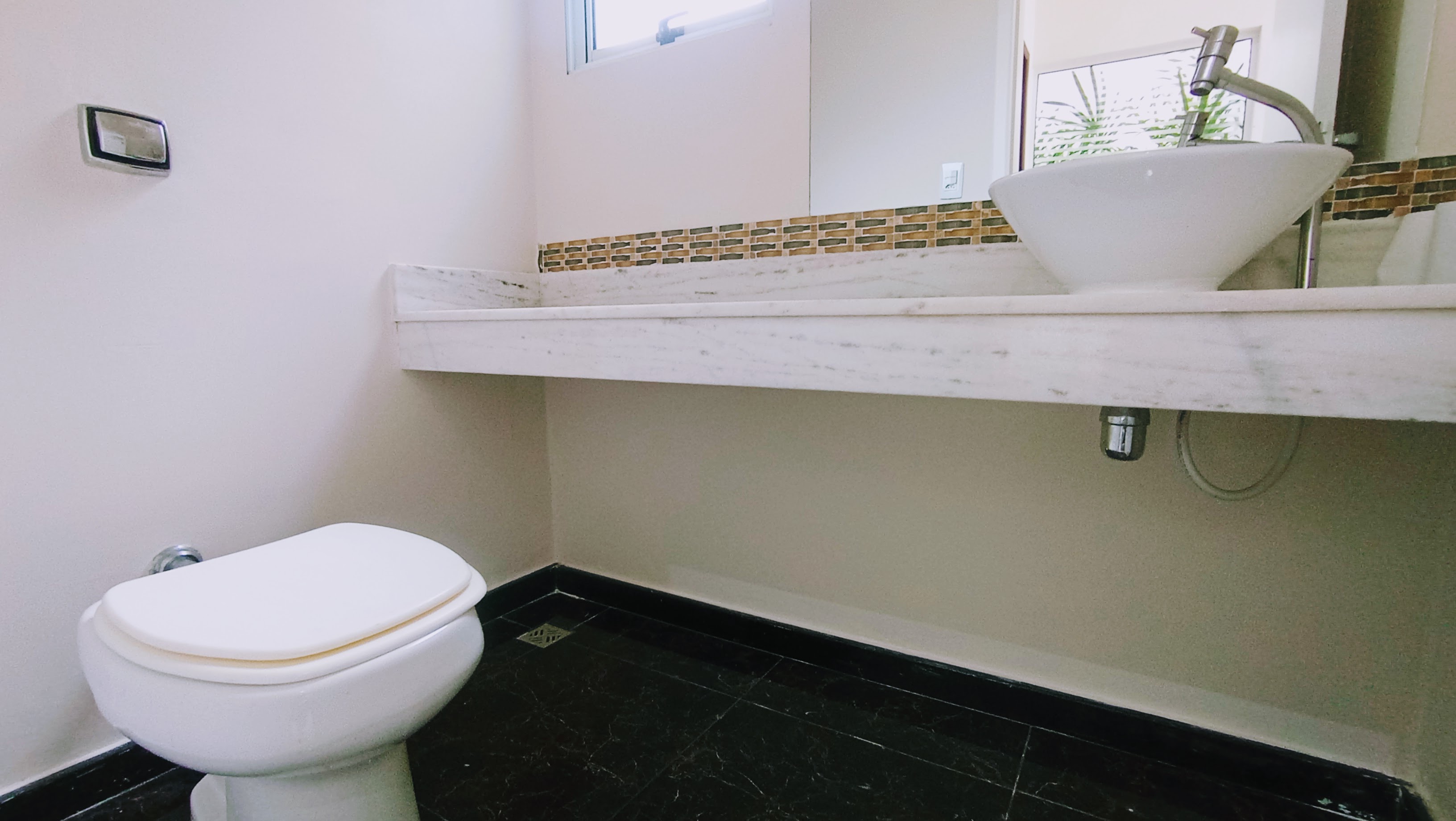 Casa para locação com 3 suítes no Condomínio Campos do Conde II - Chambord em Tremembé/SP.