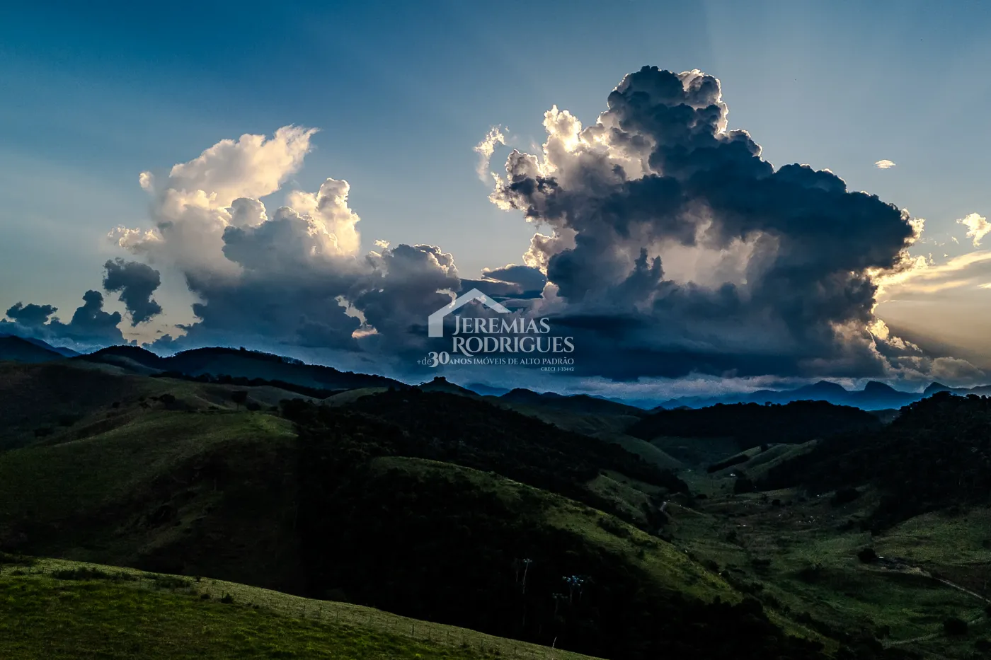 Fazenda à venda com 3.389.000,00 m² em Piraí/RJ.