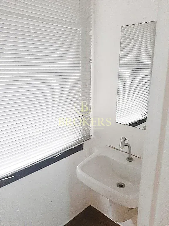 Edifício corporativo independente em localização estratégica de Laranjeiras