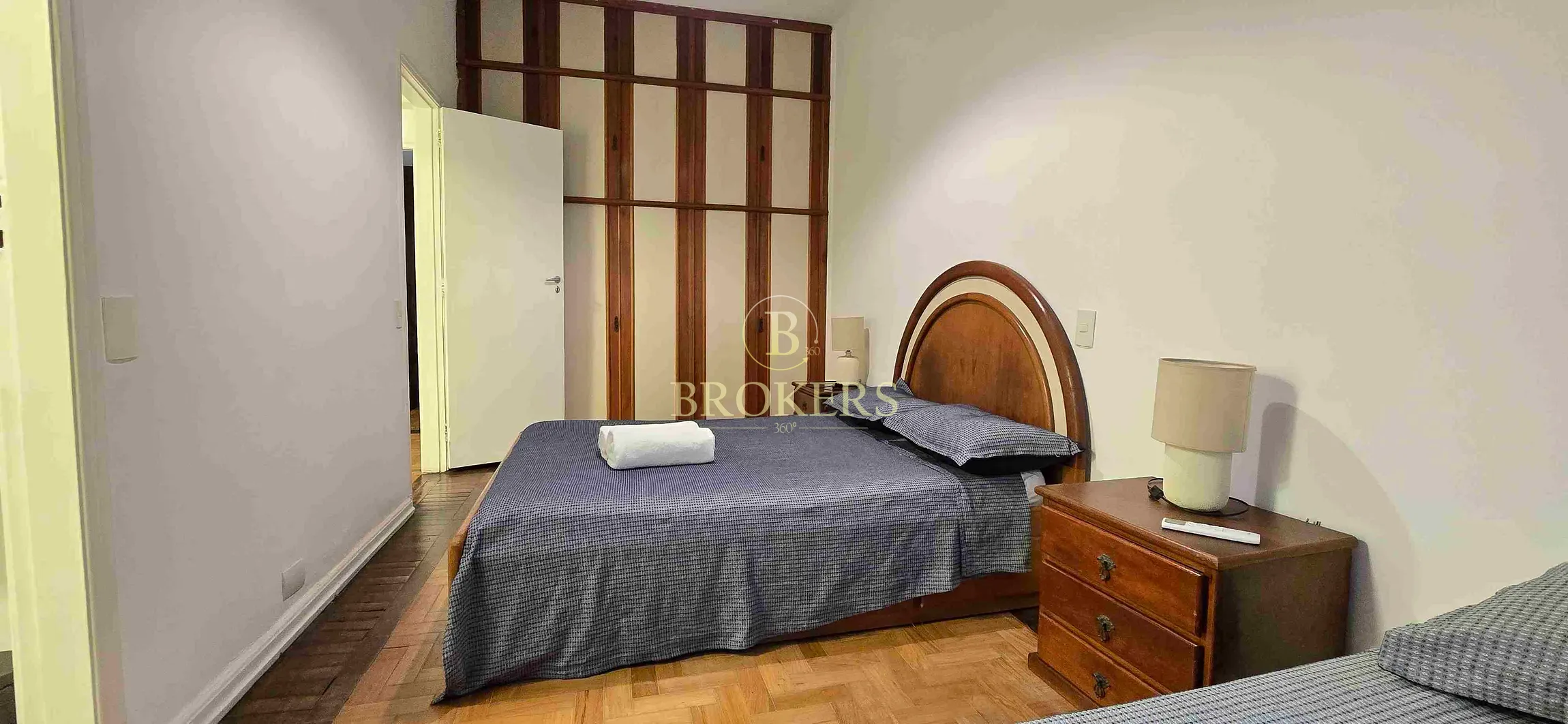 Apartamento à venda, Rua Domingos Ferreira, Copacabana, Rio de Janeiro. A uma quadra da praia, orig
