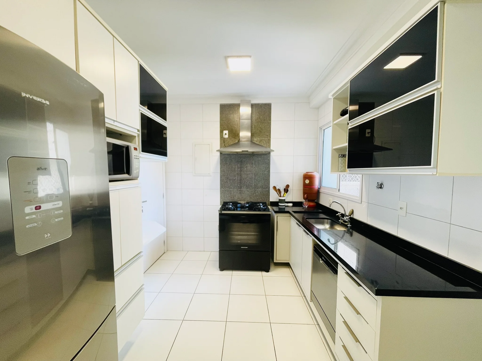 Apartamento à venda com 3 dormitórios, 130m² no Edifício Figueiras em Taubaté/SP