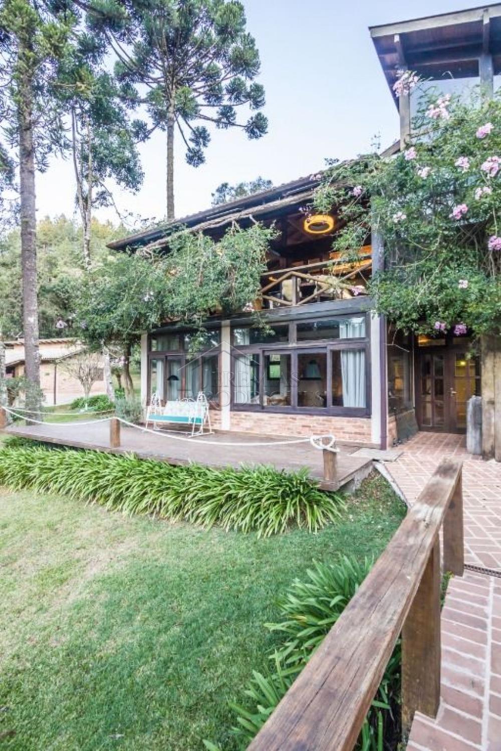 Casa com 3 quartos, 630 m², à venda por R$ 6.500.000- Condomínio Pedra de Fogo - Campos do Jordão/SP