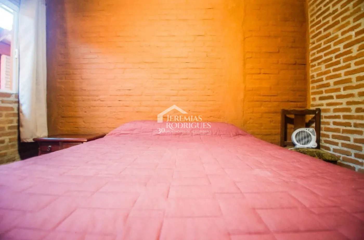 Casa para venda com 11 dormitórios no bairro Recanto Feliz em Campos do Jordão/SP