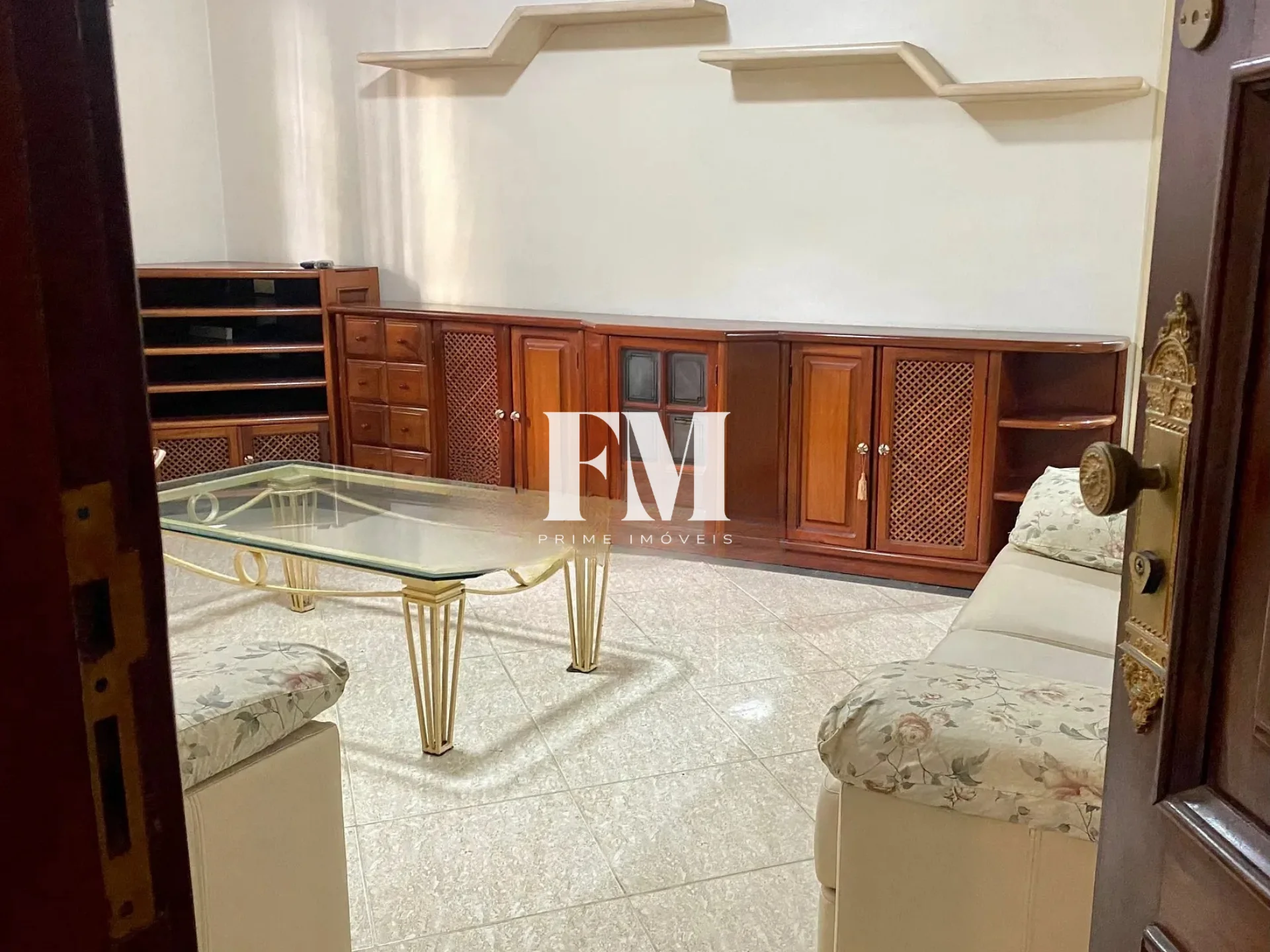 Oportunidade na quadra da praia Copacabana, Posto 3! Apartamento modernizado à venda, 2 quartos , s - foto 16