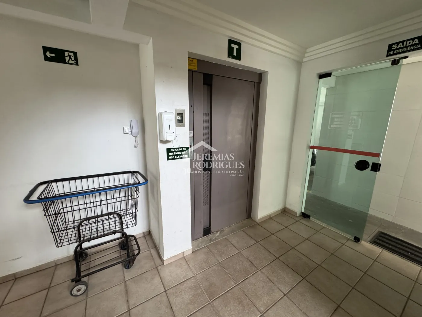 Apartamento à venda com 3 dormitórios, 84 m² no Condomínio Residencial Jatiuca em Ubatuba/SP