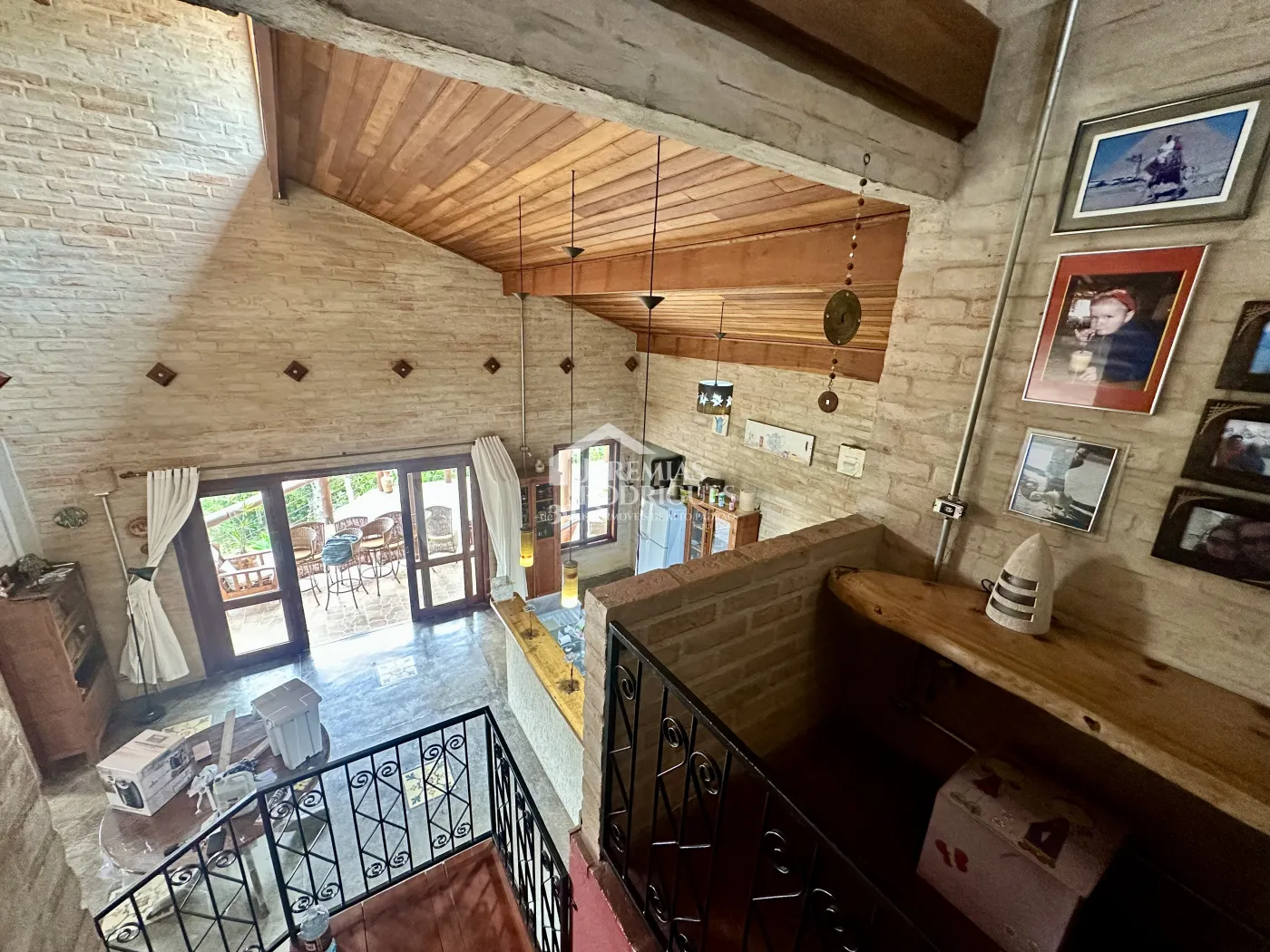 Casa à venda com 3 suítes no Centro em Santo Antônio do Pinhal/SP