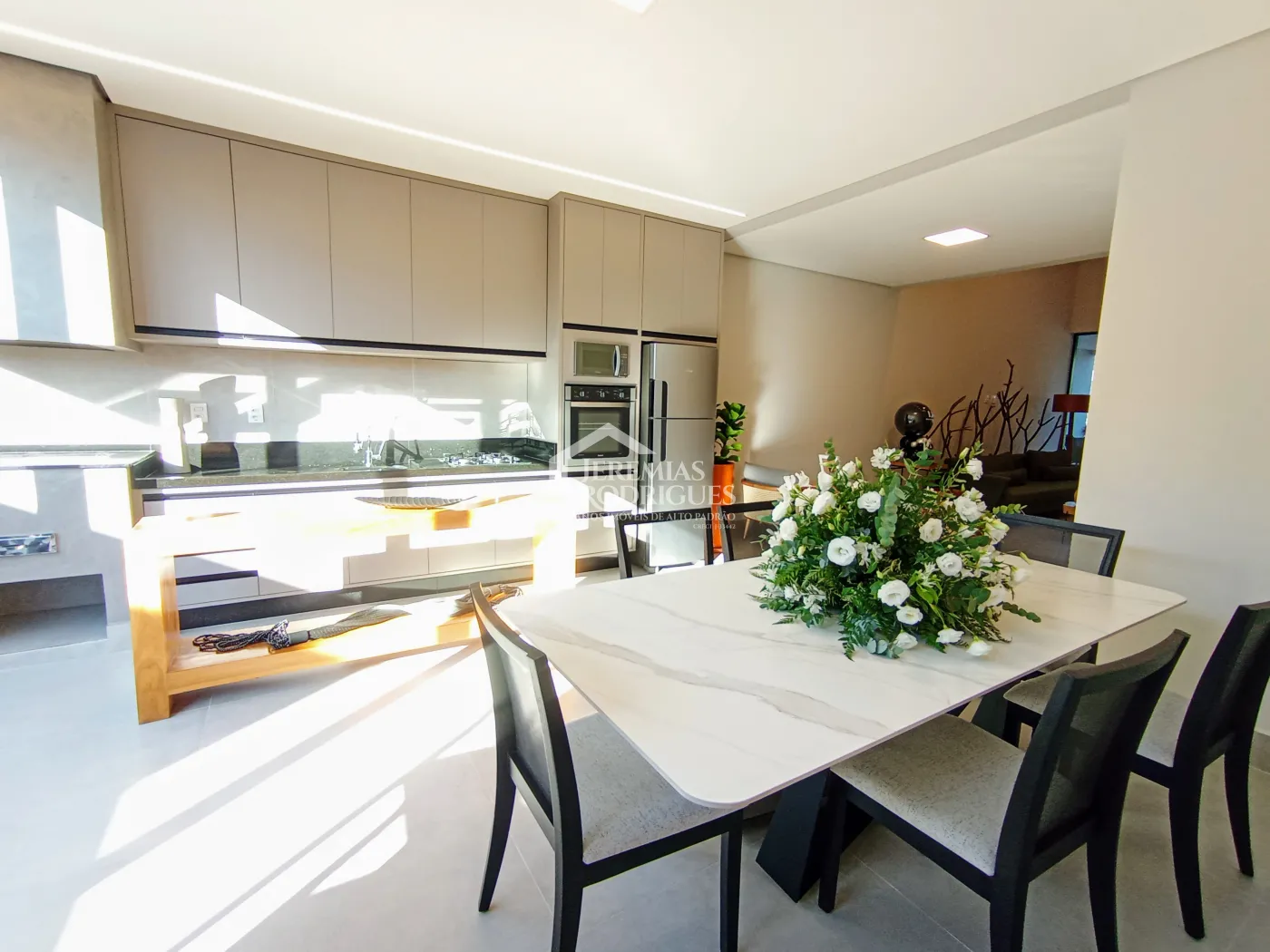 Casa mobiliada e decorada à venda com Exclusividade no Condomínio Cyrella Landscape em Taubaté/SP