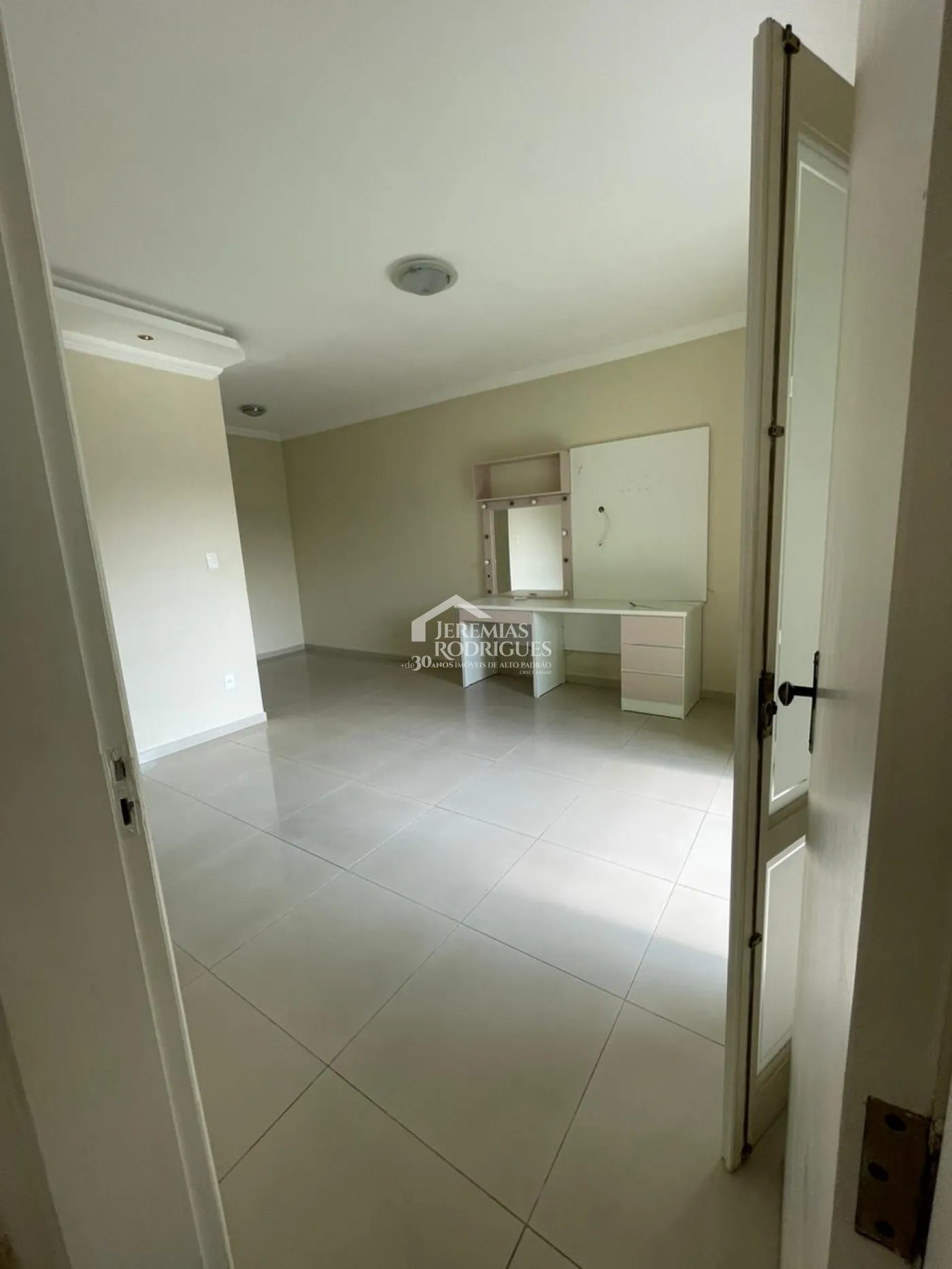 Casa com 3 dormitórios, 379 m² - Condomínio Real Ville - Pindamonhangaba/SP