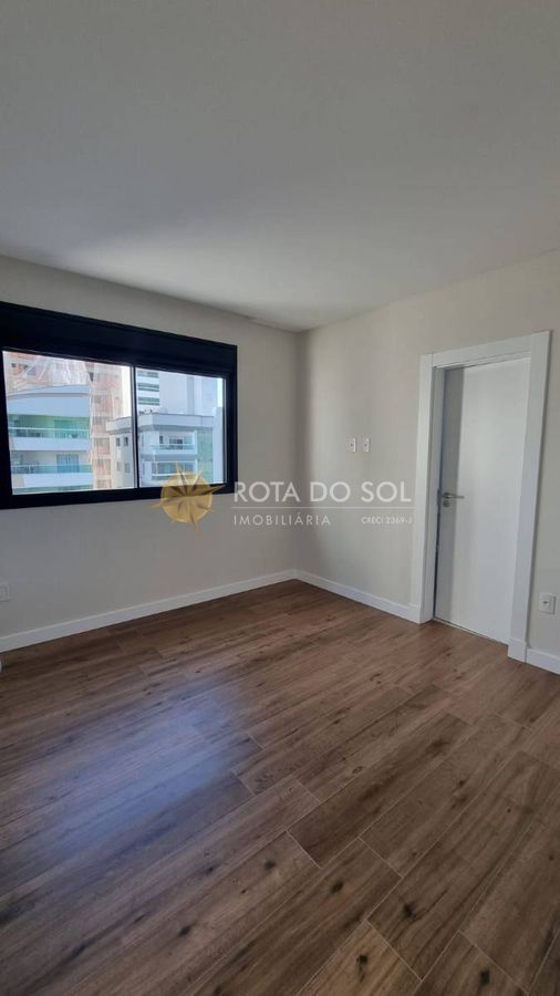 Residencial Brooklyn Tower Apartamento 4 Suítes em Meia Praia Itapema/SC — foto 9
