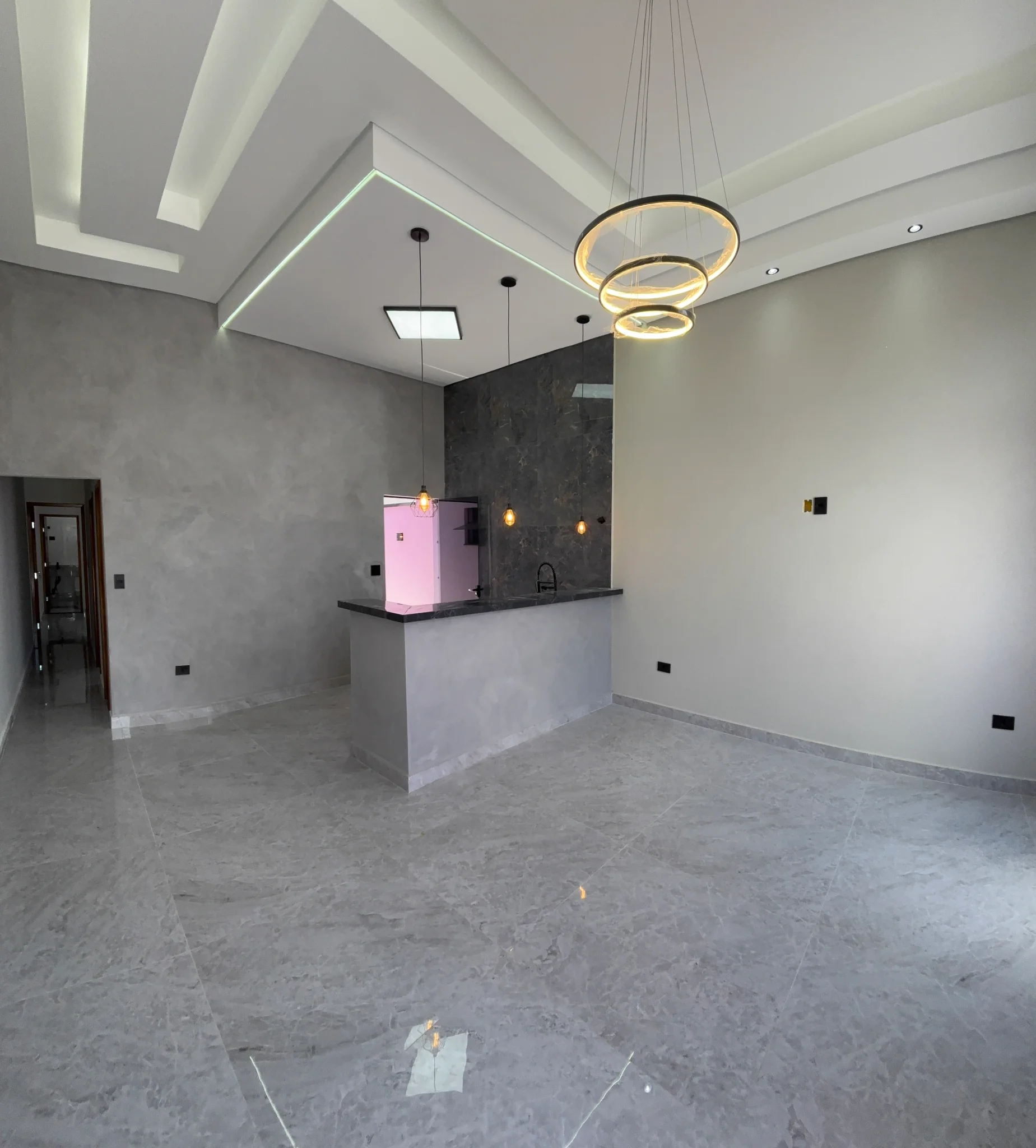 Casa com quintal amplo à venda no Cidade Nova – Pindamonhangaba/SP