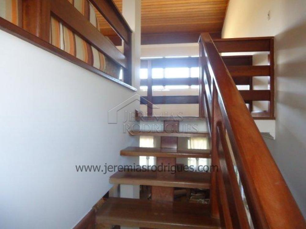 Casa à venda no Condomínio Colonial Village I em Pindamonhangaba/SP