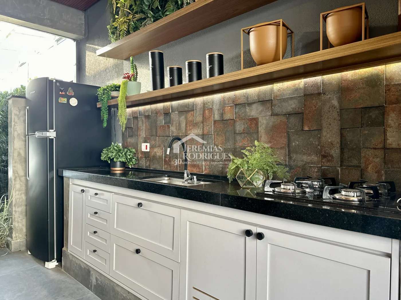 Casa com 3 suítes, 329 m² - Condomínio Ouro Ville - Taubaté/SP.