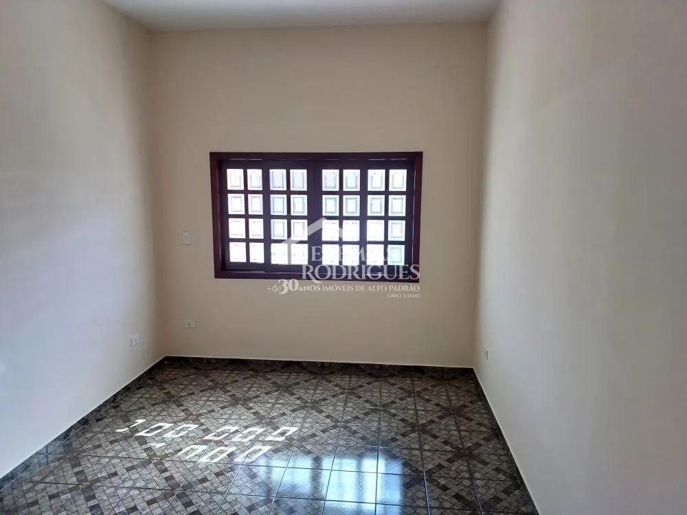 Casa com 3 quartos, 223 m², venda por R$670.000 - Campo Alegre - Pindamonhangaba/SP