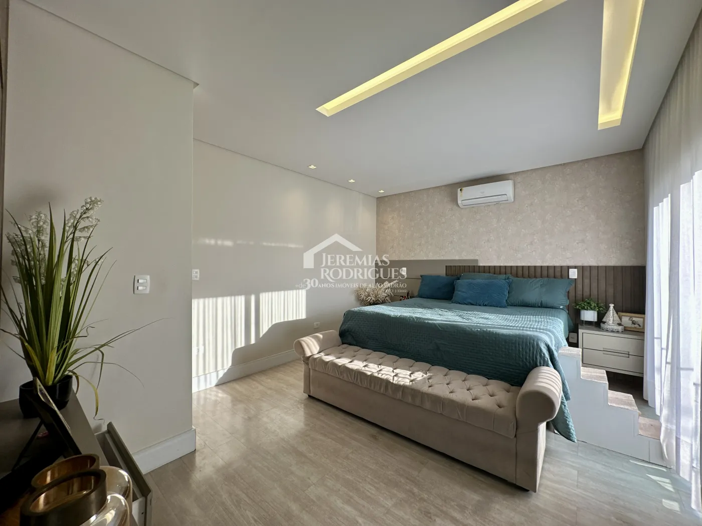 Casa com 3 suítes, 329 m² - Condomínio Ouro Ville - Taubaté/SP.