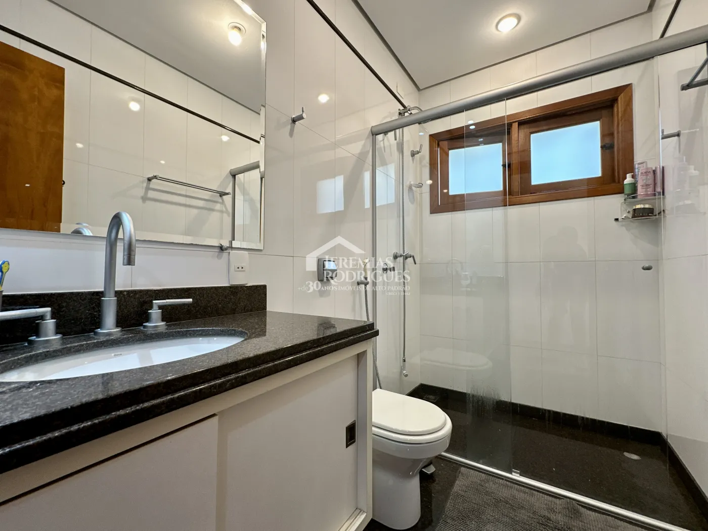 Casa com 3 suítes, 386 m² - Condomínio Taubaté Village - Taubaté/SP