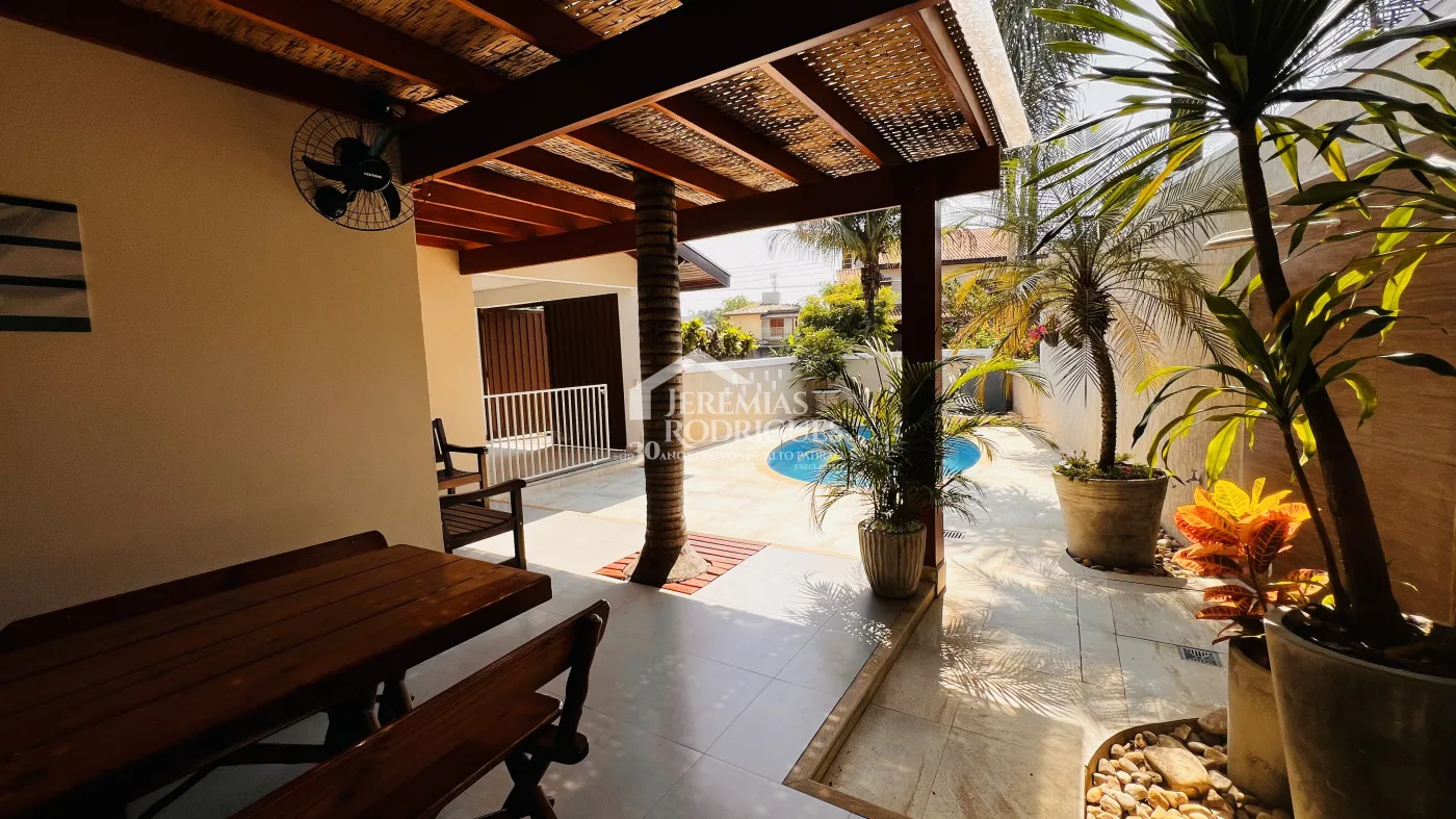 Casa com 3 dormitórios, 268 m² - Condomínio Taubaté Village - Taubaté/SP