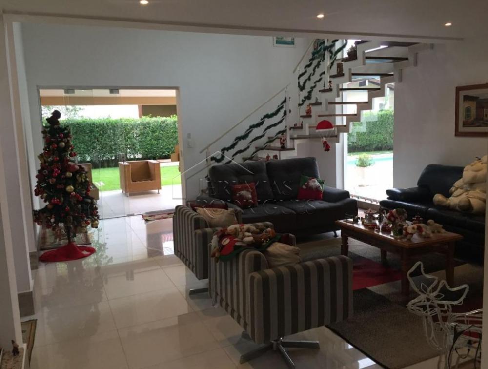 Casa à venda por R$ 2.455.000,00 - Pindamonhangaba/SP