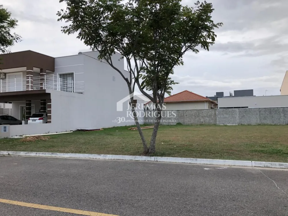 Terreno com 275 m² - Condomínio Campos do Conde - Tremembé/SP