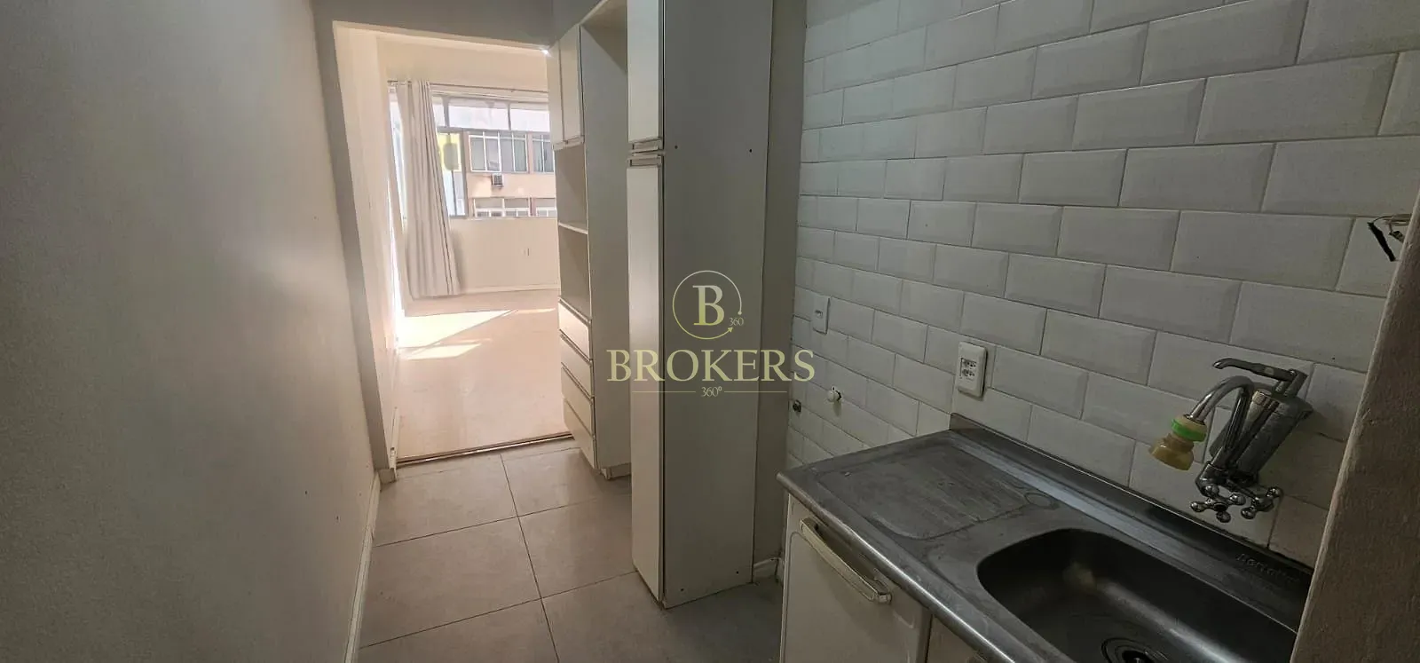 Sala a venda, Rua Visconde de Pirajá - Ipanema. Sala com 32m² Melhor trecho da rua. — foto 10