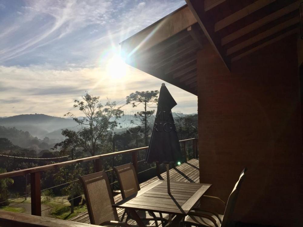 Casa para venda e locação com 3 dormitórios em Santo Antônio do Pinhal/SP