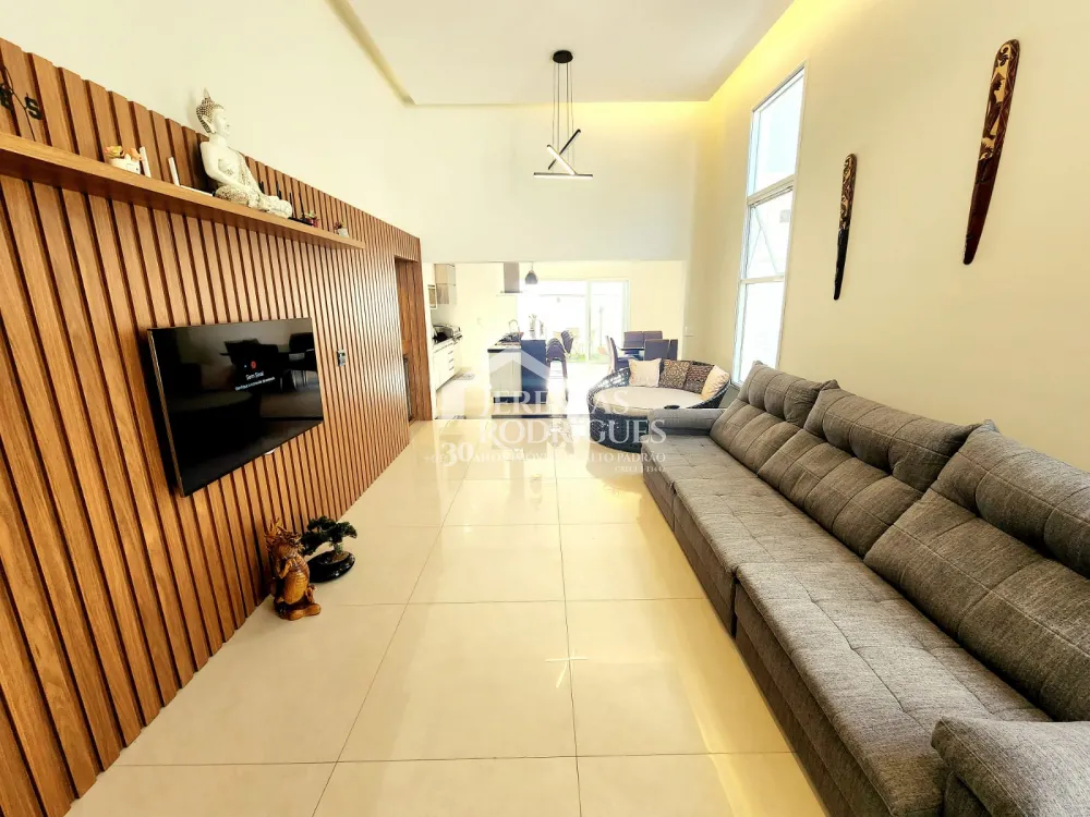 Casa com 3 quartos, 252 m² - Condomínio Ouro Ville - Taubaté/SP