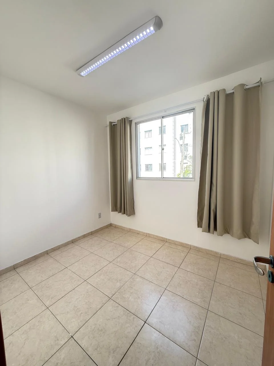 Apartamento com Piscina e 2 Quartos em Colina de Laranjeiras - Serra ES - foto 13