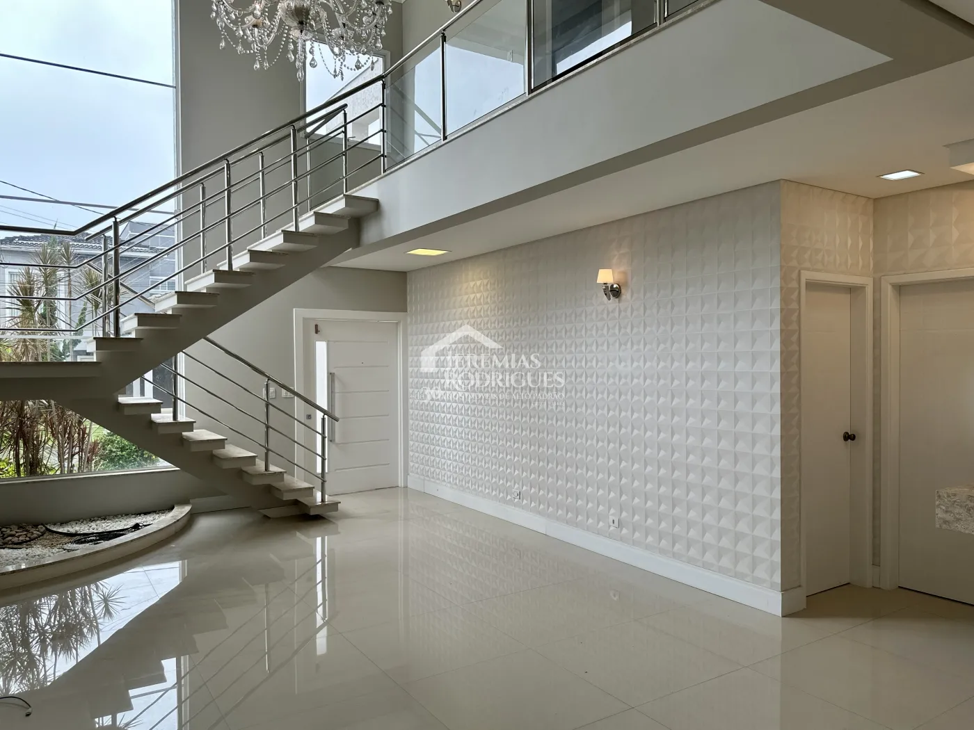 Casa com 3 dormitórios, 237 m² - Campos do Conde Chamboard - Tremembé/SP.