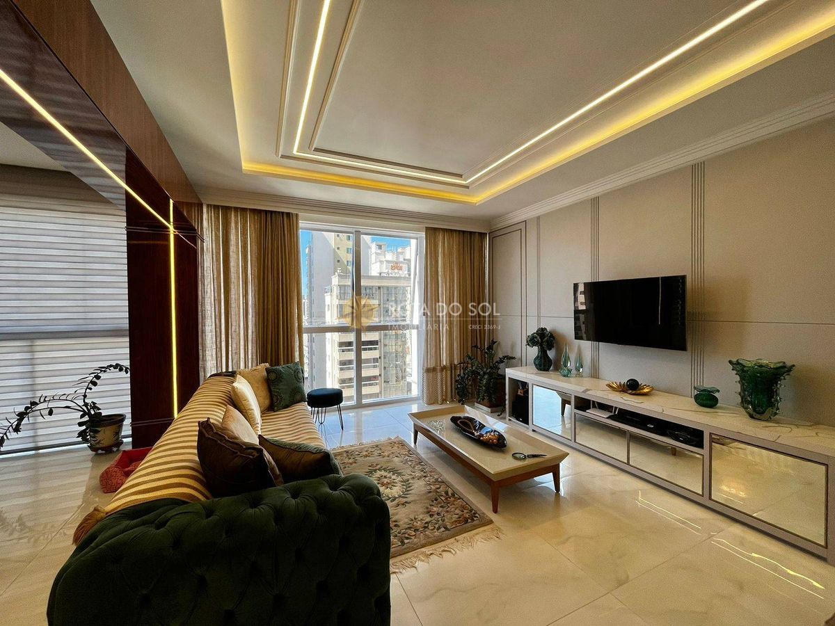 Montpellier apartamento 4 suítes e 3 vagas na Meia Praia — foto 1