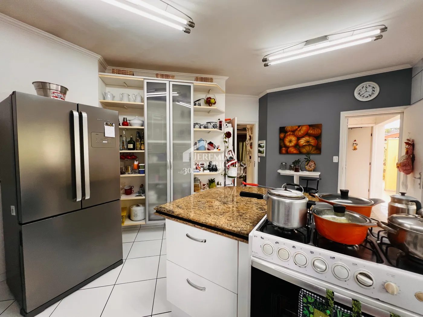 Casa com 4 dormitórios, 305 m² - Condomínio Taubaté Village - Taubaté/SP.