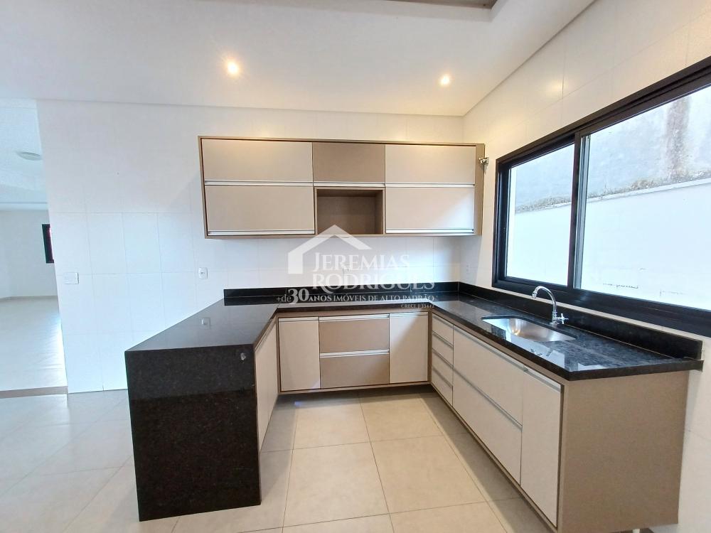 Casa com 3 quartos, 320 m² - Condomínio Reserva dos Lagos - Pindamonhangaba/SP
