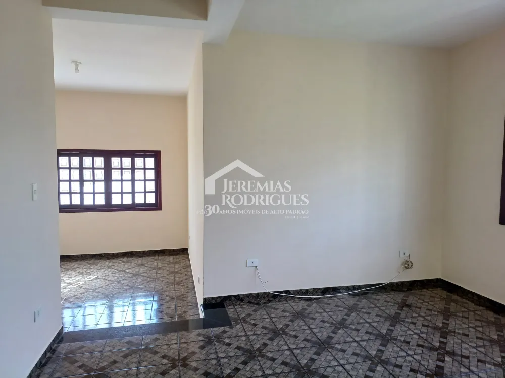 Casa com 3 quartos, 223 m², venda por R$670.000 - Campo Alegre - Pindamonhangaba/SP
