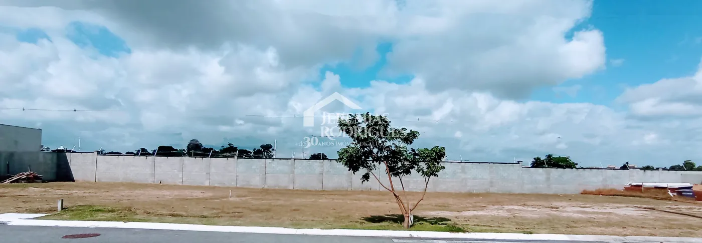 Terreno à venda com 253 m² no Condomínio Pérola do Vale em Tremembé/SP