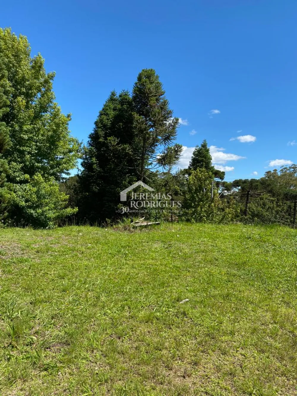 Terreno, 1.088 m², à venda por R$ 1.200.000 - Condomínio Reserva Figueiredo - Campos do Jordão/SP