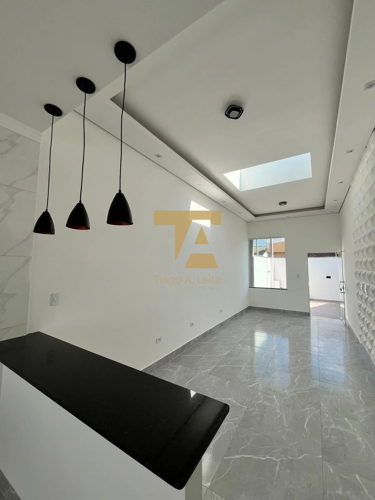 Casa à Venda com Suíte no Flamboyant, Pindamonhangaba | Design com Claraboia — foto 4