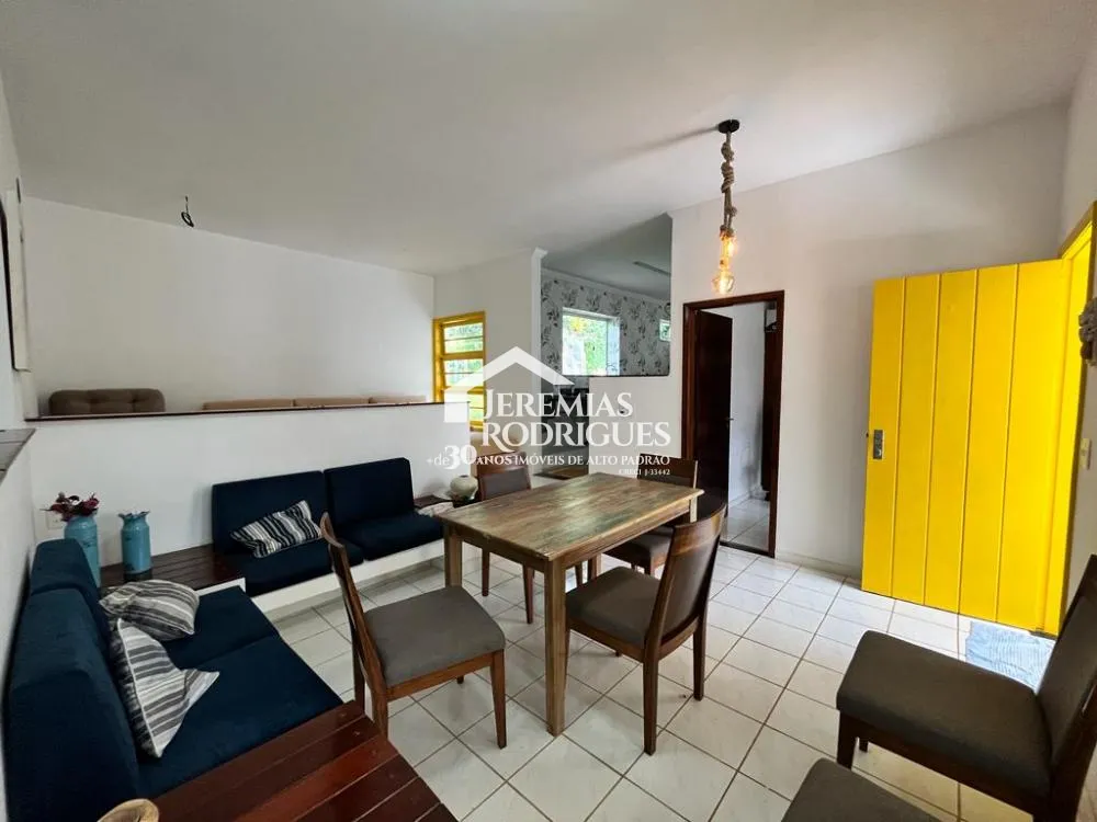 Chácara à venda com 2.000 m² no Condomínio Chácaras Cataguá, em Taubaté/SP.