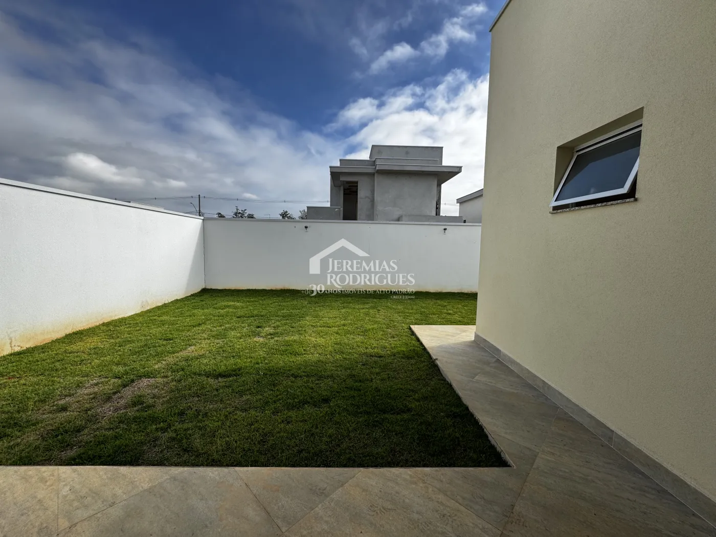 Casa à venda no Condomínio Reserva Bonsucesso em Pindamonhangaba/SP